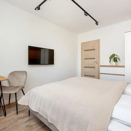 Duzy Z Parkingiem I Balkonem W Kolobrzegu By Renters * Kołobrzeg