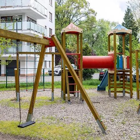 Duzy Z Parkingiem I Balkonem W Kolobrzegu By Renters Kołobrzeg